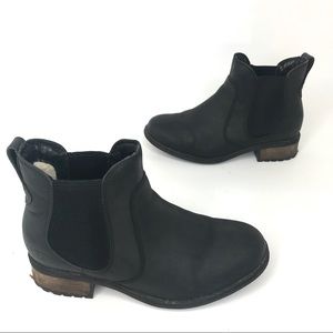 Ugg Bonham Black Ankle Boot Chelsea Boot